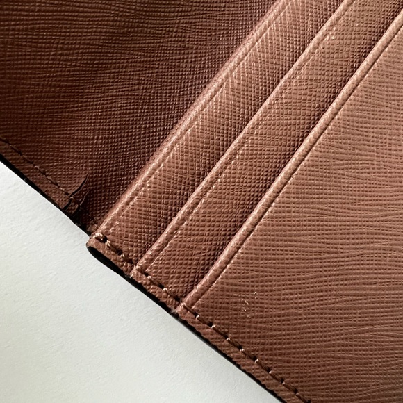 Michael Kors Dusty Rose Flap Wallet - Picture 4 of 9